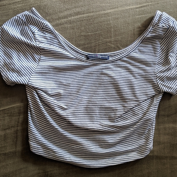 Brandy Melville striped crop top - Picture 2 of 6
